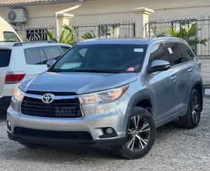 Toyota Highlander 2016 Silver