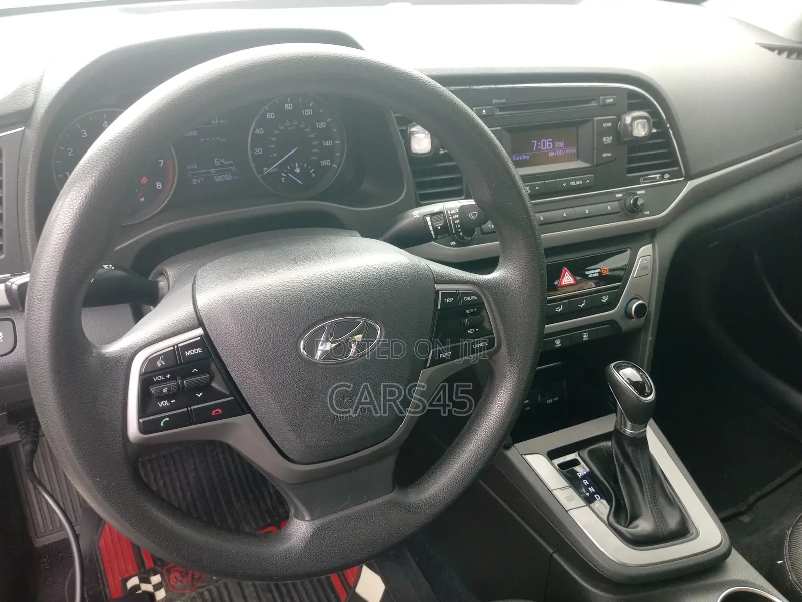 Hyundai Elantra 2018 Gray