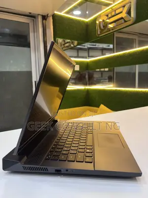 Laptop Dell G16 7630 16GB Intel Core i9 SSD 1T