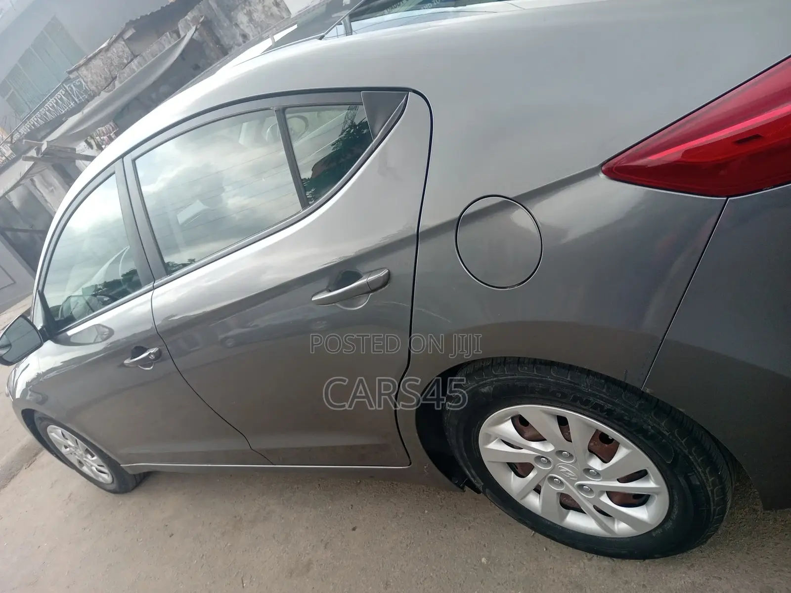 Hyundai Elantra 2018 Gray