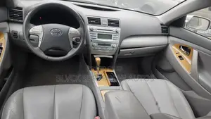 Toyota Camry XLE V6 4dr Sedan (3.5L 6cyl 6AM) 2007 Silver