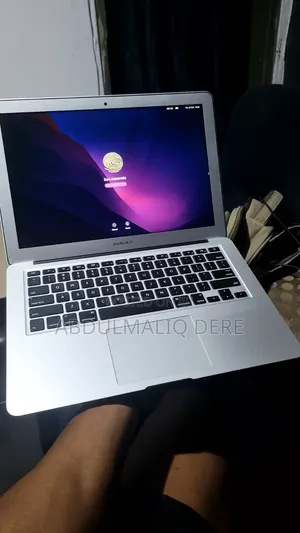 Laptop Apple MacBook Air 2017 8GB Intel Core i5 SSD 128GB