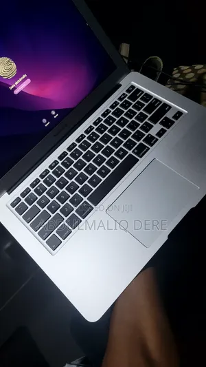 Laptop Apple MacBook Air 2017 8GB Intel Core i5 SSD 128GB