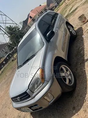 Toyota RAV4 Automatic 2004 Silver