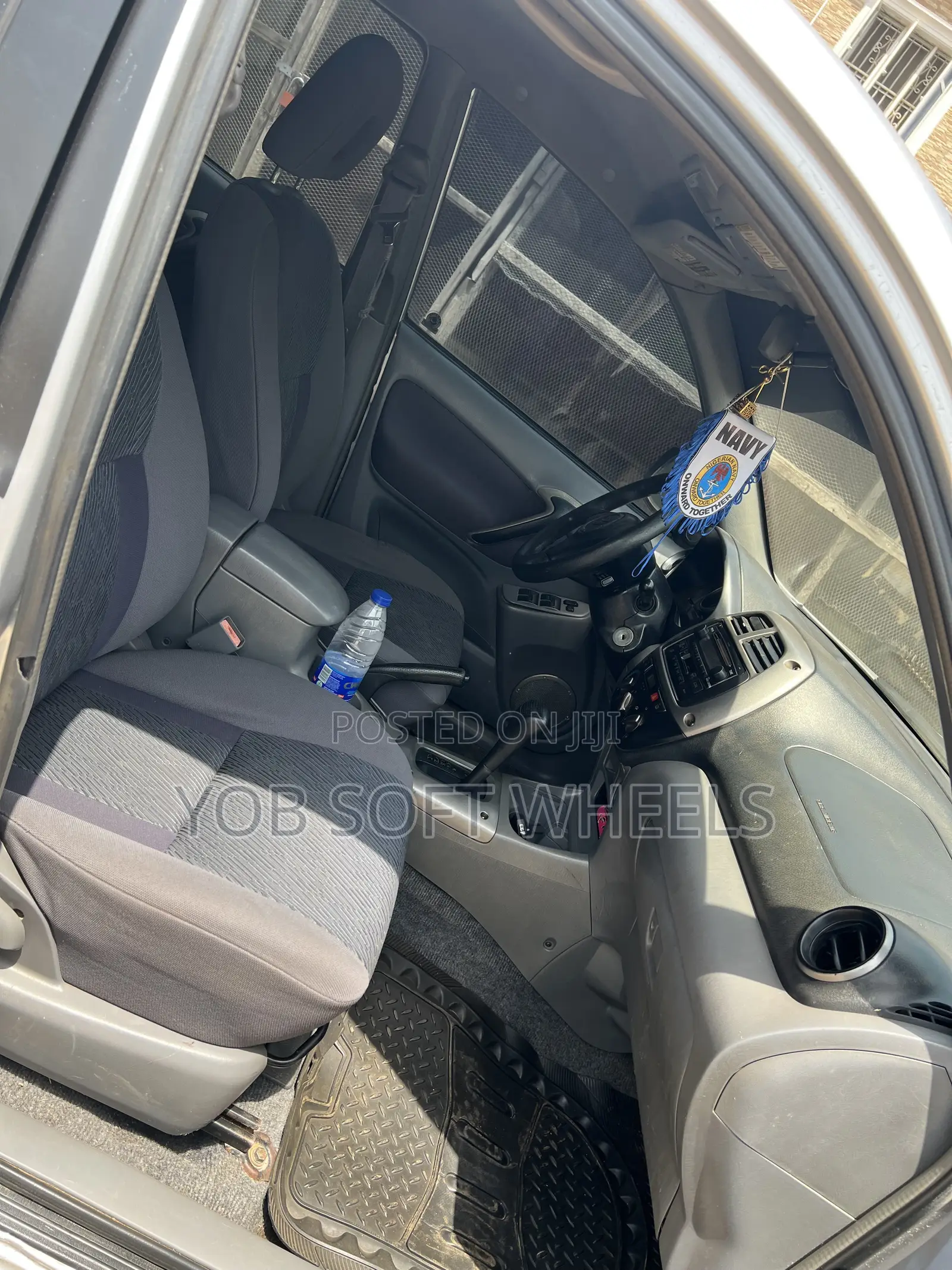 Toyota RAV4 Automatic 2004 Silver