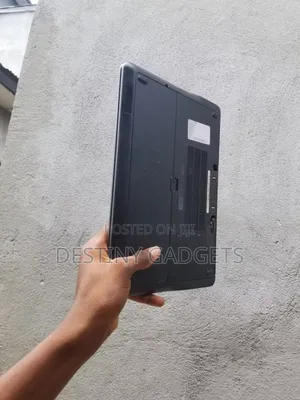 Laptop Dell Latitude E7240 8GB Intel Core i5 SSD 128GB