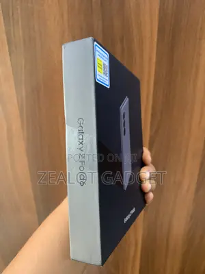New Samsung Galaxy Z Fold6 256 GB Purple