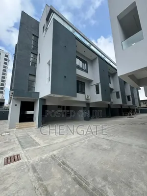 4bdrm Penthouse in Victoria Island for sale