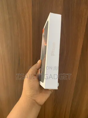 New Apple iPhone 15 Pro Max 256 GB