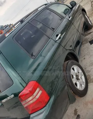 Toyota Highlander V6 FWD 2004 Blue