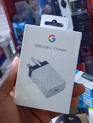 Google 30WattsType-C / Type-C Adapter