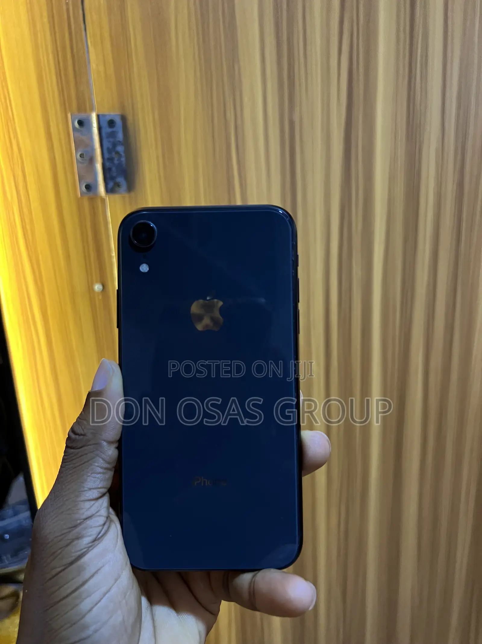 Apple iPhone XR 64 GB Black