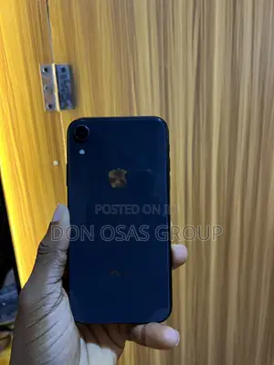 Apple iPhone XR 64 GB Black