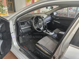 Toyota Camry 2012 Silver
