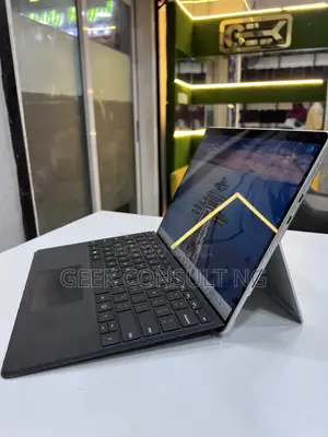 Laptop Microsoft Surface Pro 8 16GB Intel Core i7 SSD 256GB