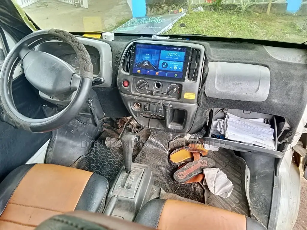 Suzuki Every 2009 White