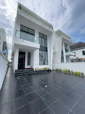 5bdrm Duplex in Sangotedo for sale