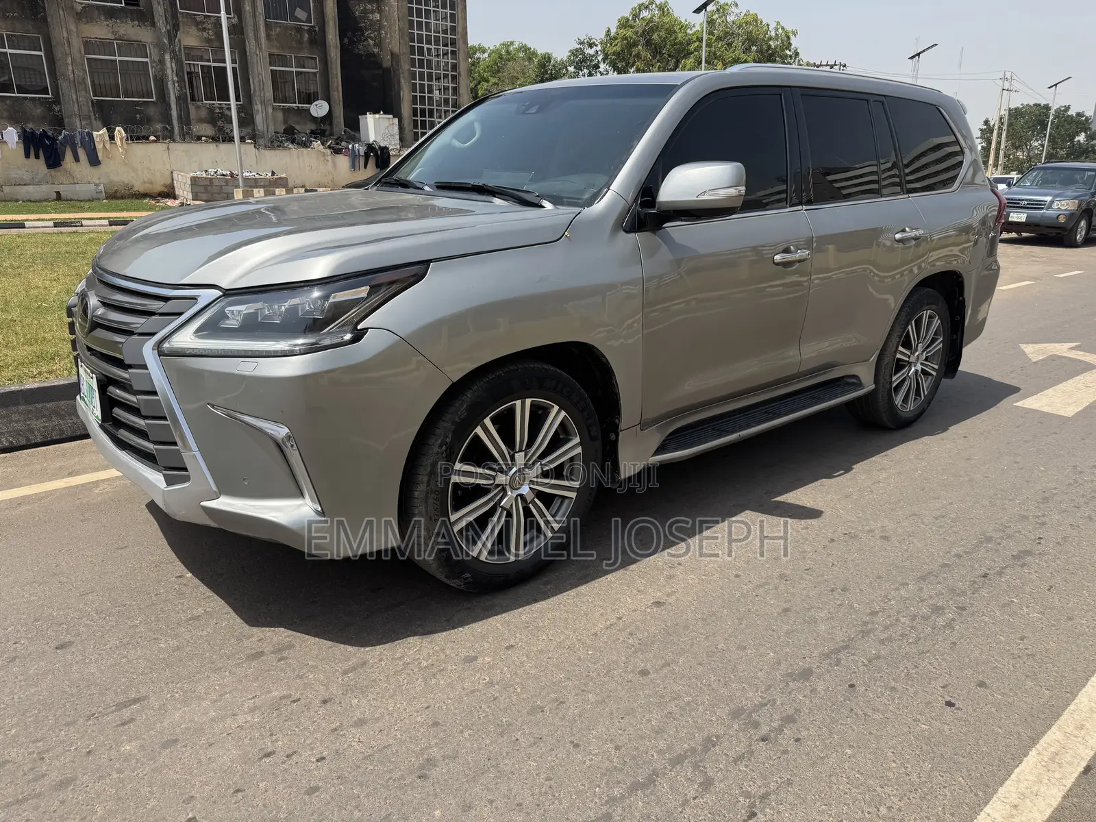 Lexus LX 2017