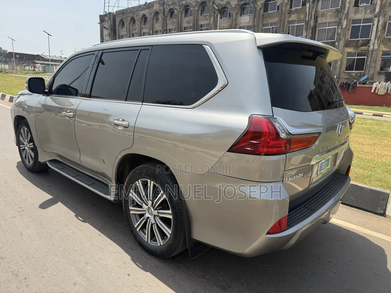 Lexus LX 2017