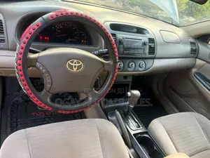 Toyota Camry 2006 Silver