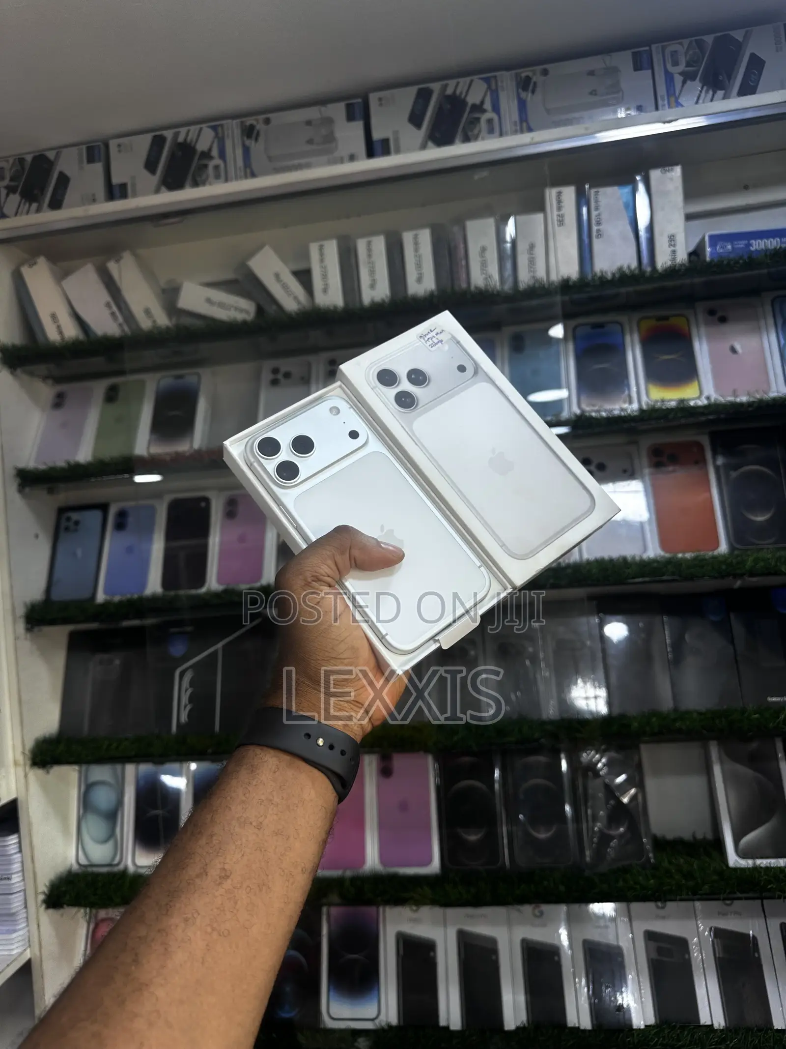 New Apple iPhone 17 Pro Max 256 GB Silver