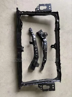 Toyota RAV4 2015 2016 2018 Front Cut / Radiator Support