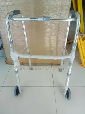 Rolling Walking Aid for Rehabilitation and Home Care