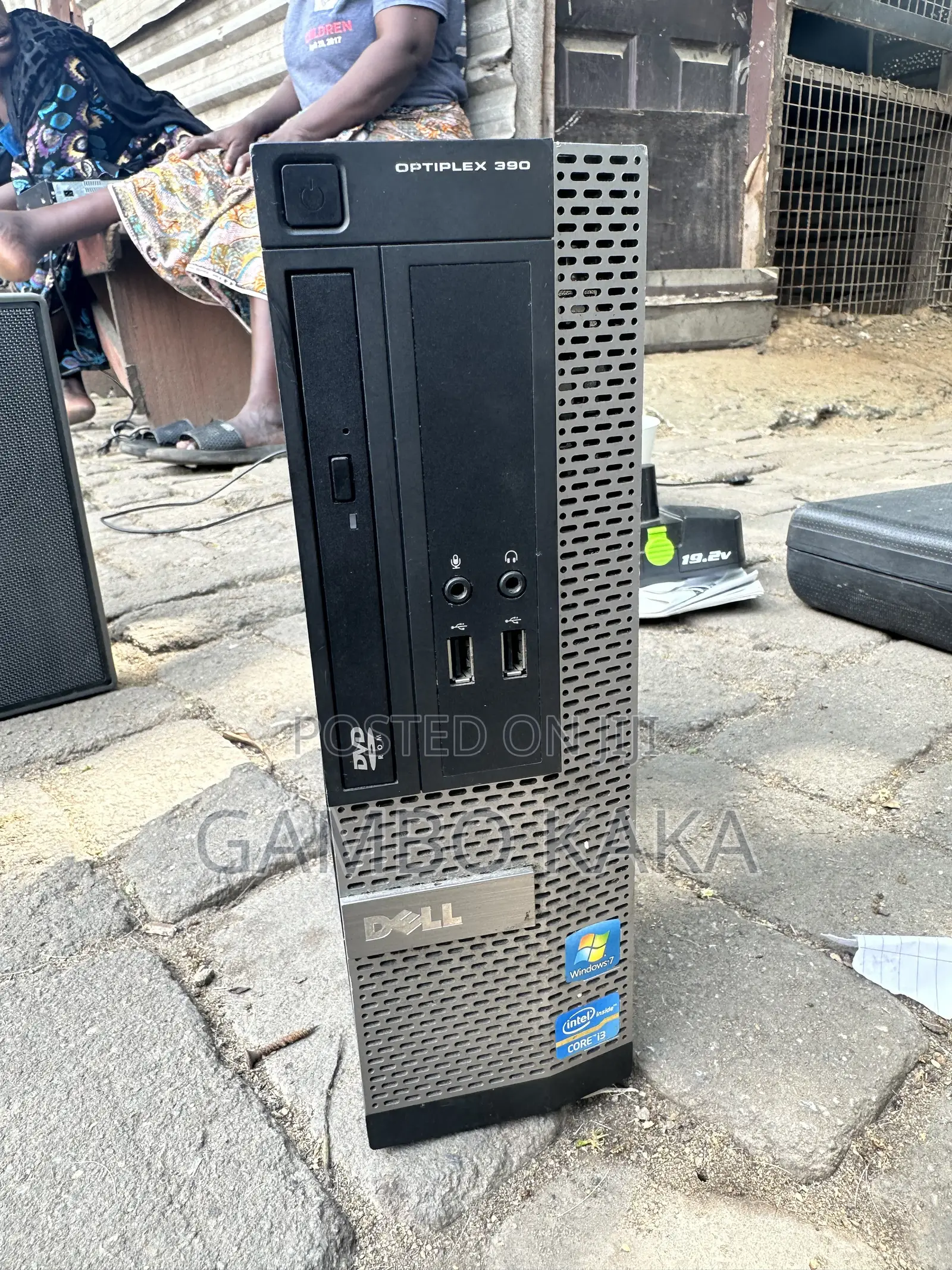 Desktop Computer Dell OptiPlex 3090 4GB Intel Core i3 SSD 256GB