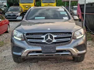 Mercedes-Benz GLC-Class 2016 Blue