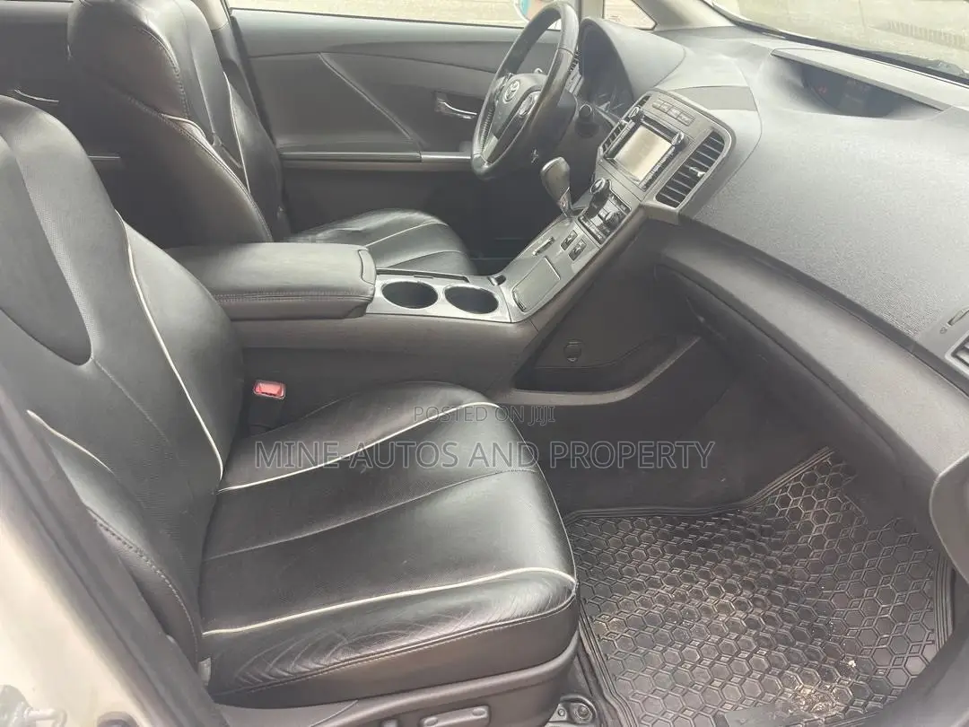 Toyota Venza 2013 White