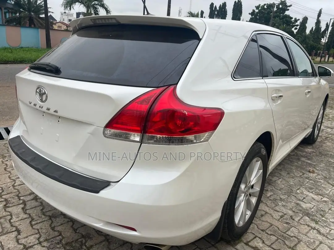 Toyota Venza 2013 White