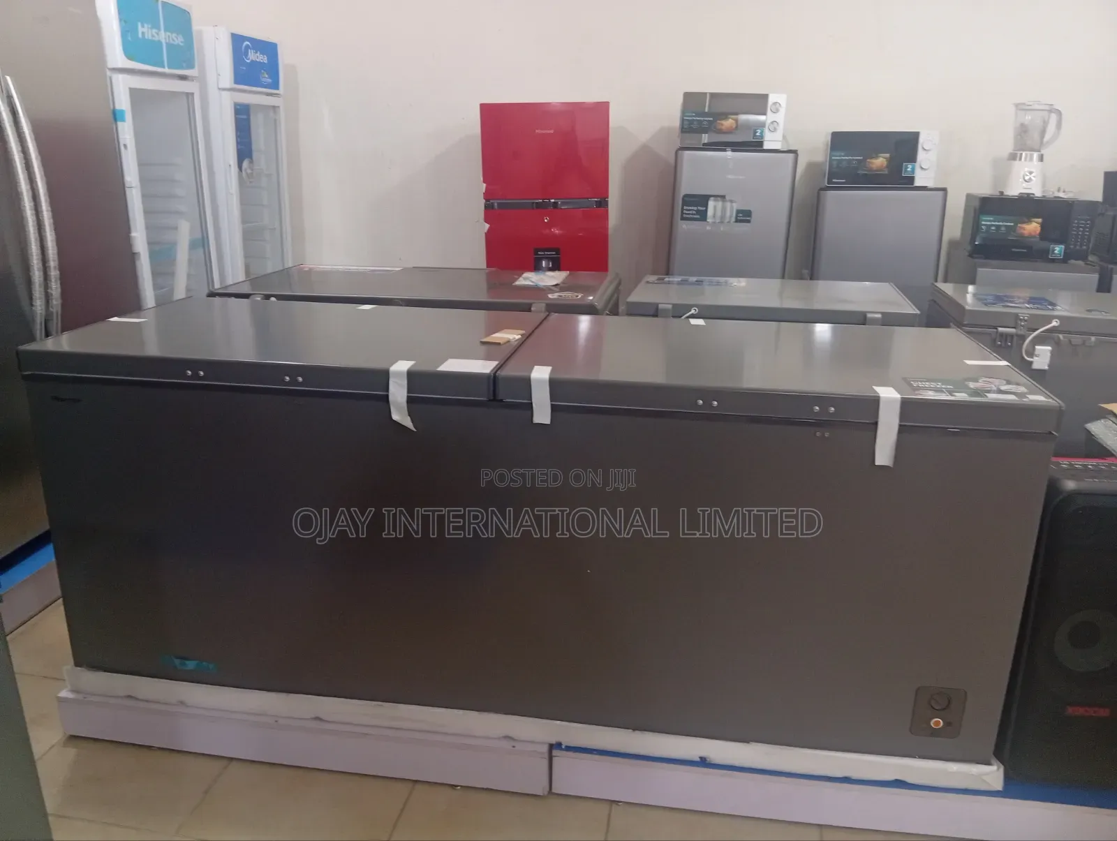 Hisense Freezer 702Litres With Two Years Warranty