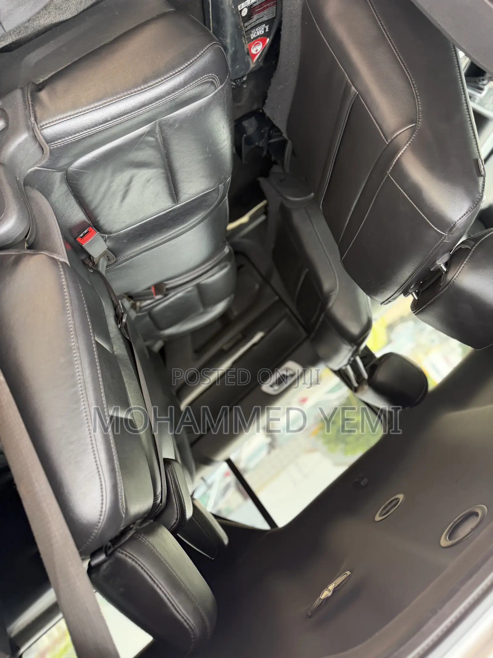 Ford Explorer 2011 Silver