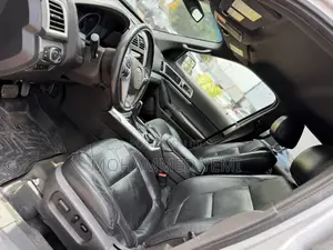 Ford Explorer 2011 Silver
