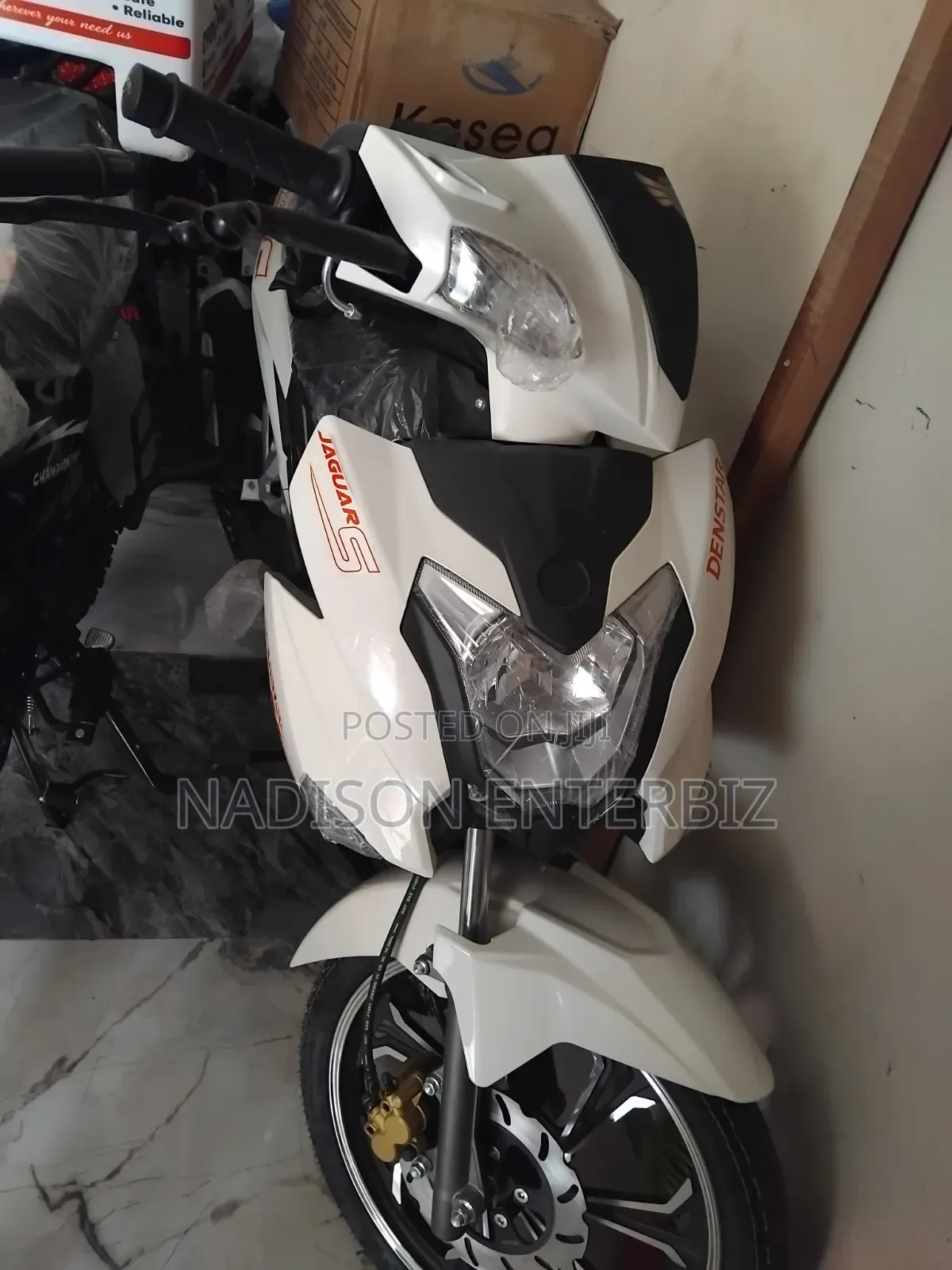 New Denstar Escape 2026 Black