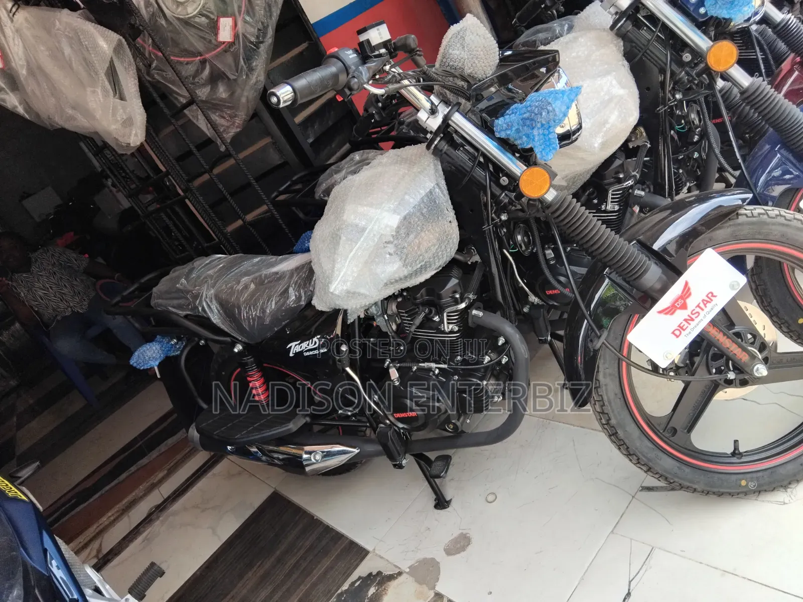 New Denstar Escape 2026 Black