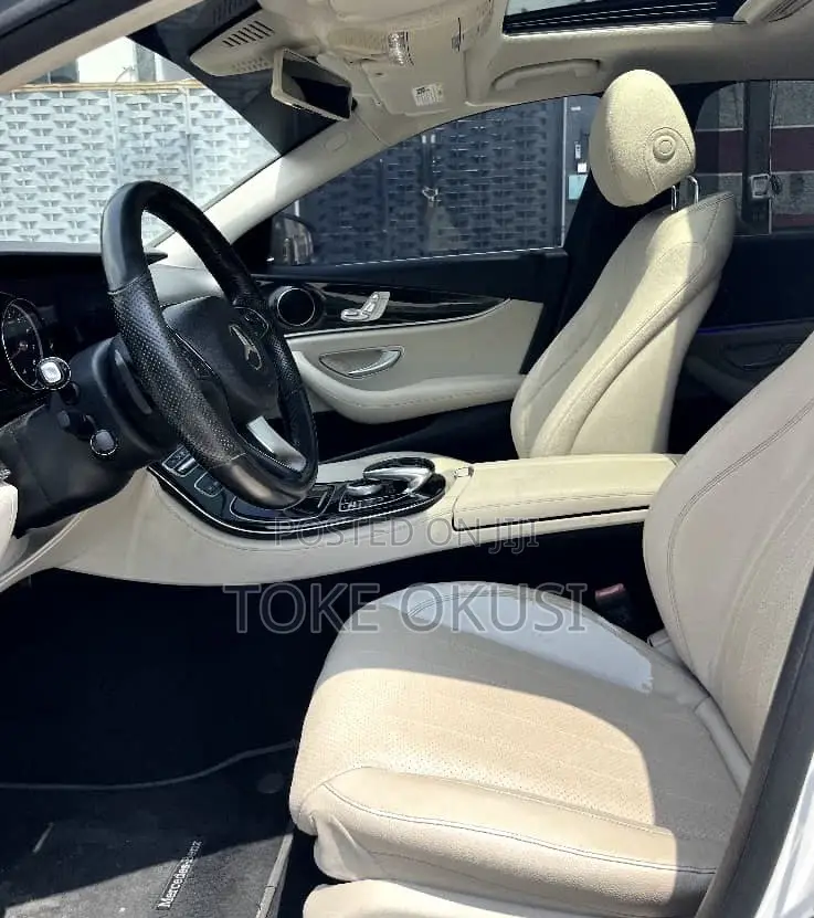 Mercedes-Benz E300 4Matic AWD Sedan (2.0L 4cyl 9A) 2017 White