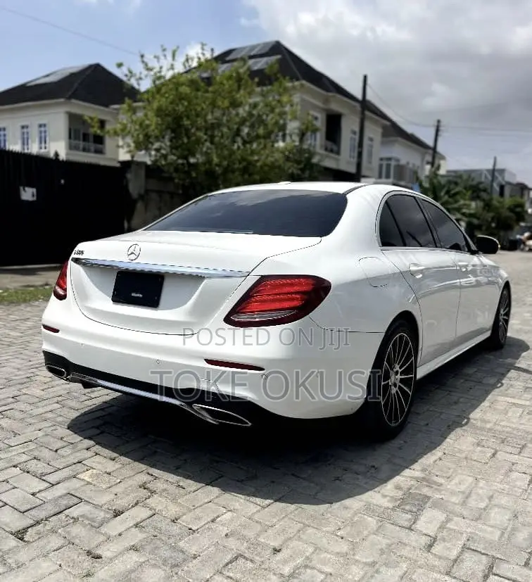 Mercedes-Benz E300 4Matic AWD Sedan (2.0L 4cyl 9A) 2017 White
