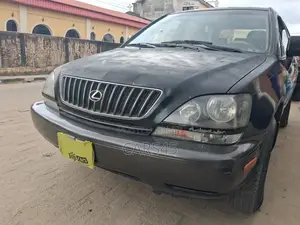 Lexus RX 2000 Black