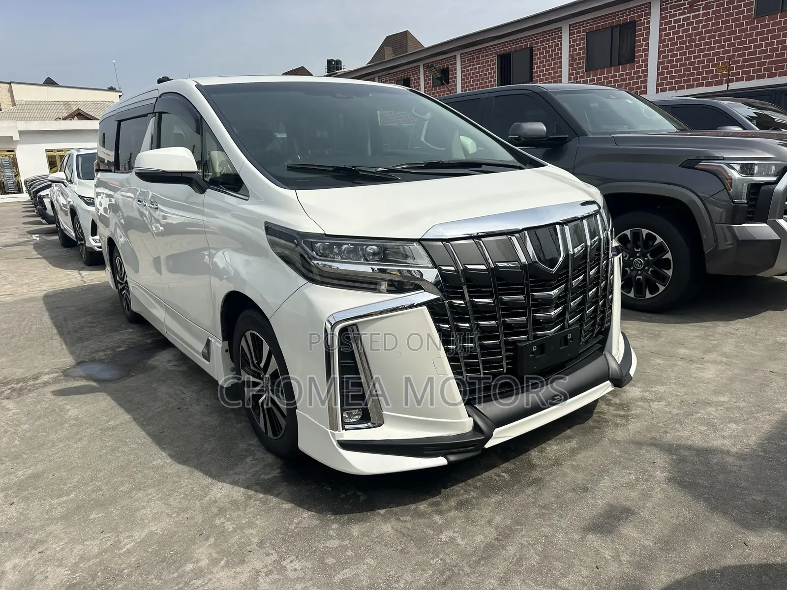 New Toyota Quantum 2025 White