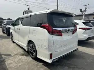 New Toyota Quantum 2025 White