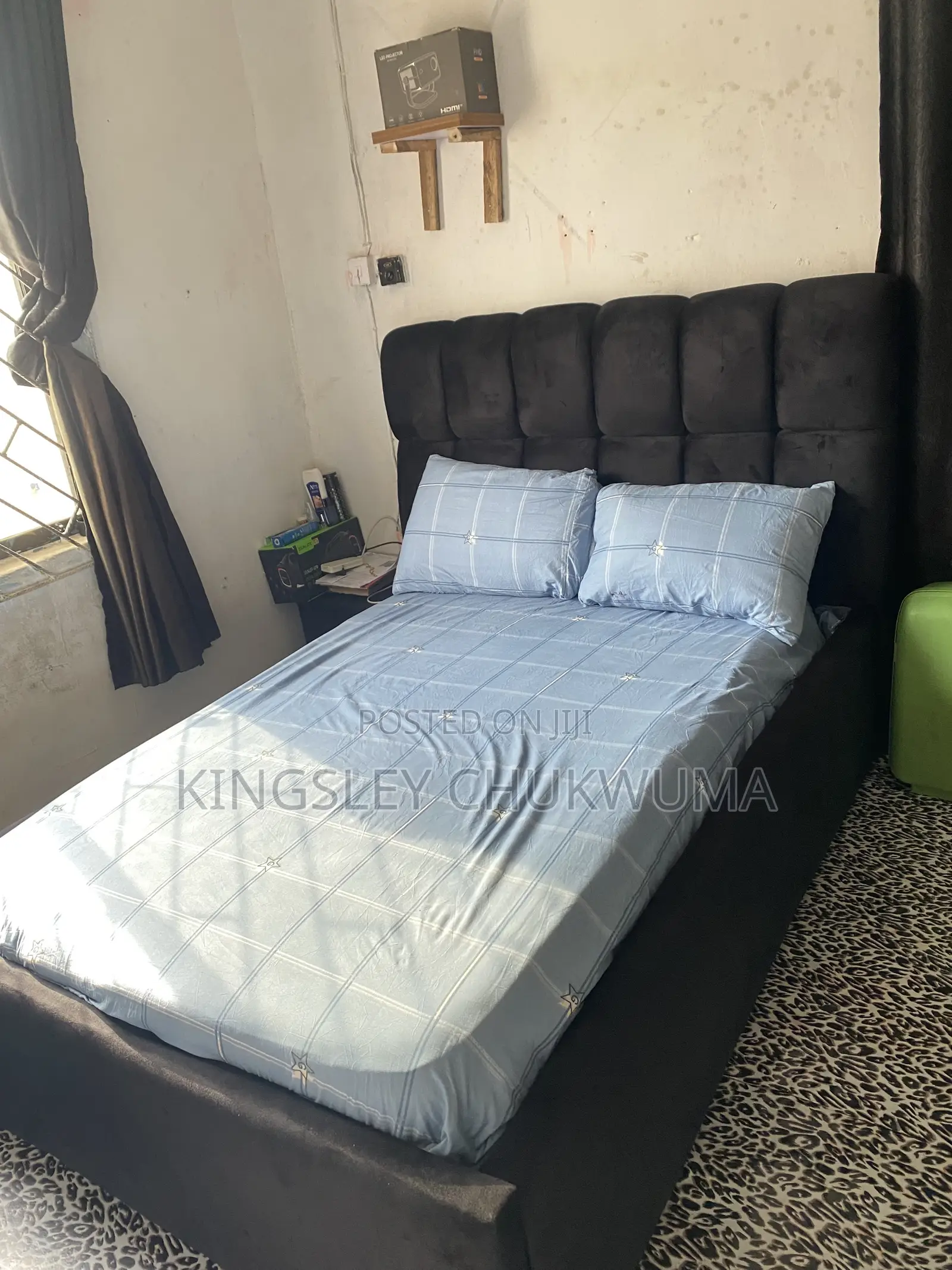 Bed Frame With Foam (6 by 4)