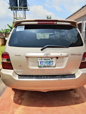 Toyota Highlander 2006 Gold