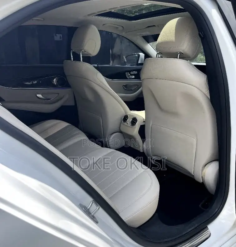 Mercedes-Benz E300 4Matic AWD Sedan (2.0L 4cyl 9A) 2017 White