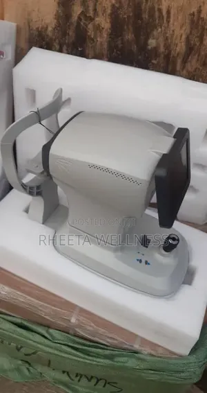 Auto Refractometer / Keratometer