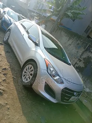 Hyundai Elantra 2016 Silver
