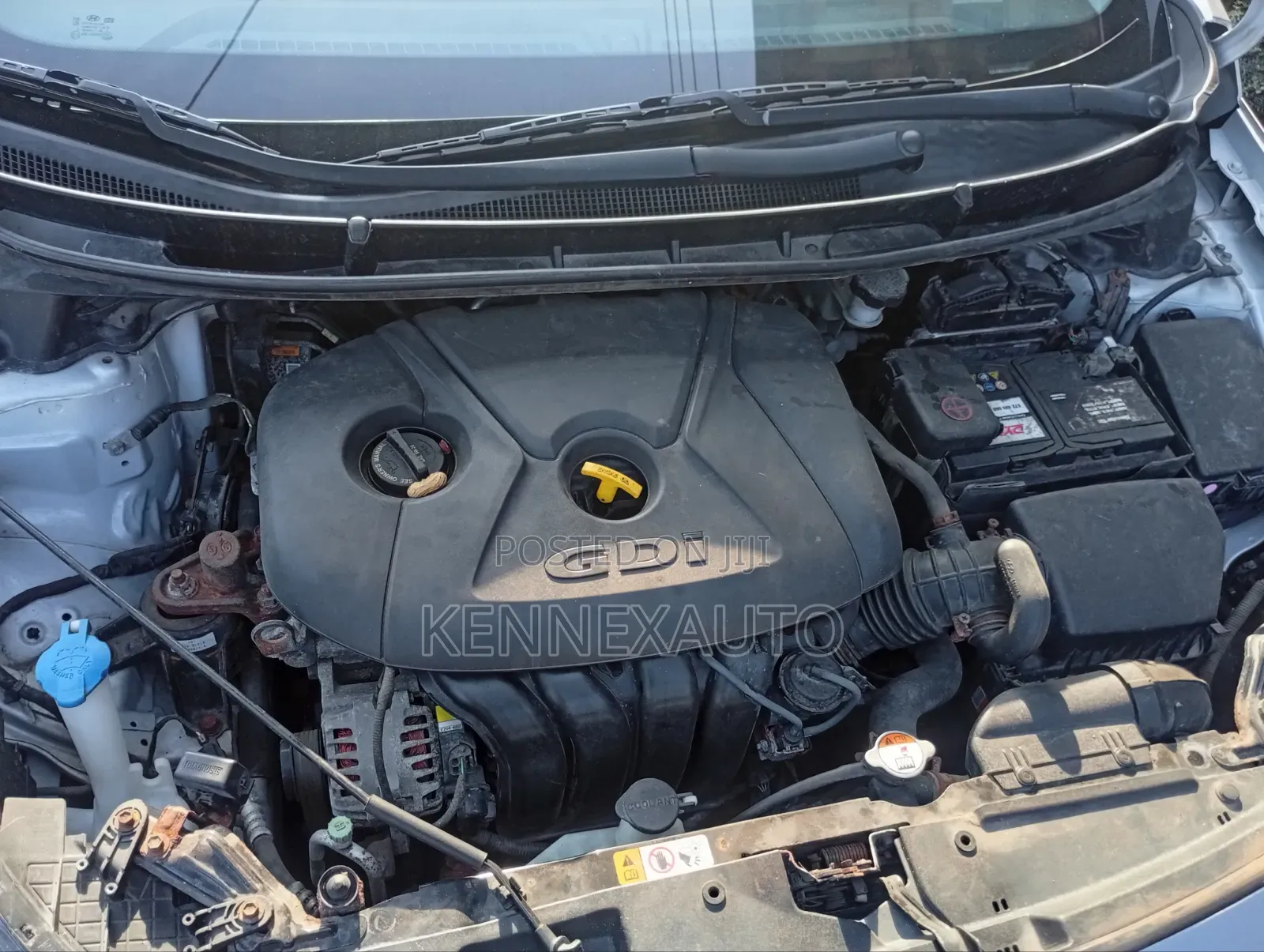 Hyundai Elantra 2016 Silver