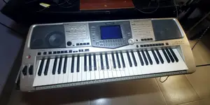 Yamaha PSR 2000 Piano
