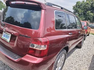 Toyota Highlander 2005 Red
