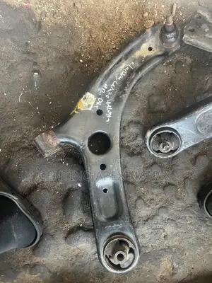 Hyundai Elantra 014 Lower Arm